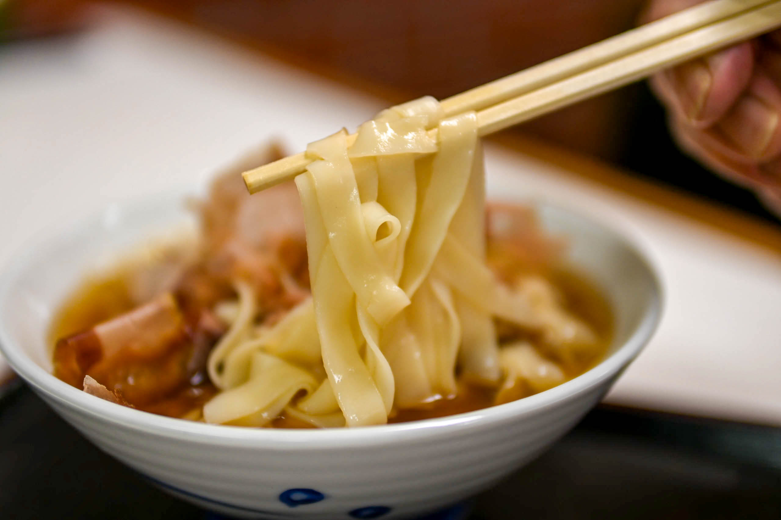 在拥有150年历史的京都老字号“更科总店”邂逅一杯温和的咖啡