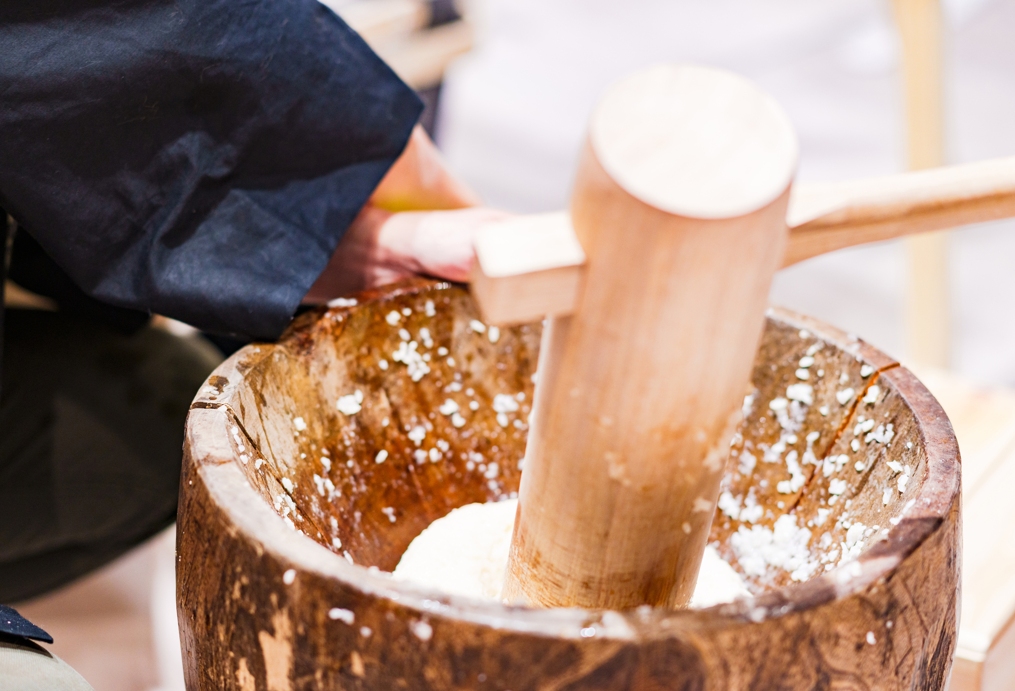 【ご宿泊者様限定】旅先で出会うお正月ーつきたてのお餅を楽しむ元旦特別イベント