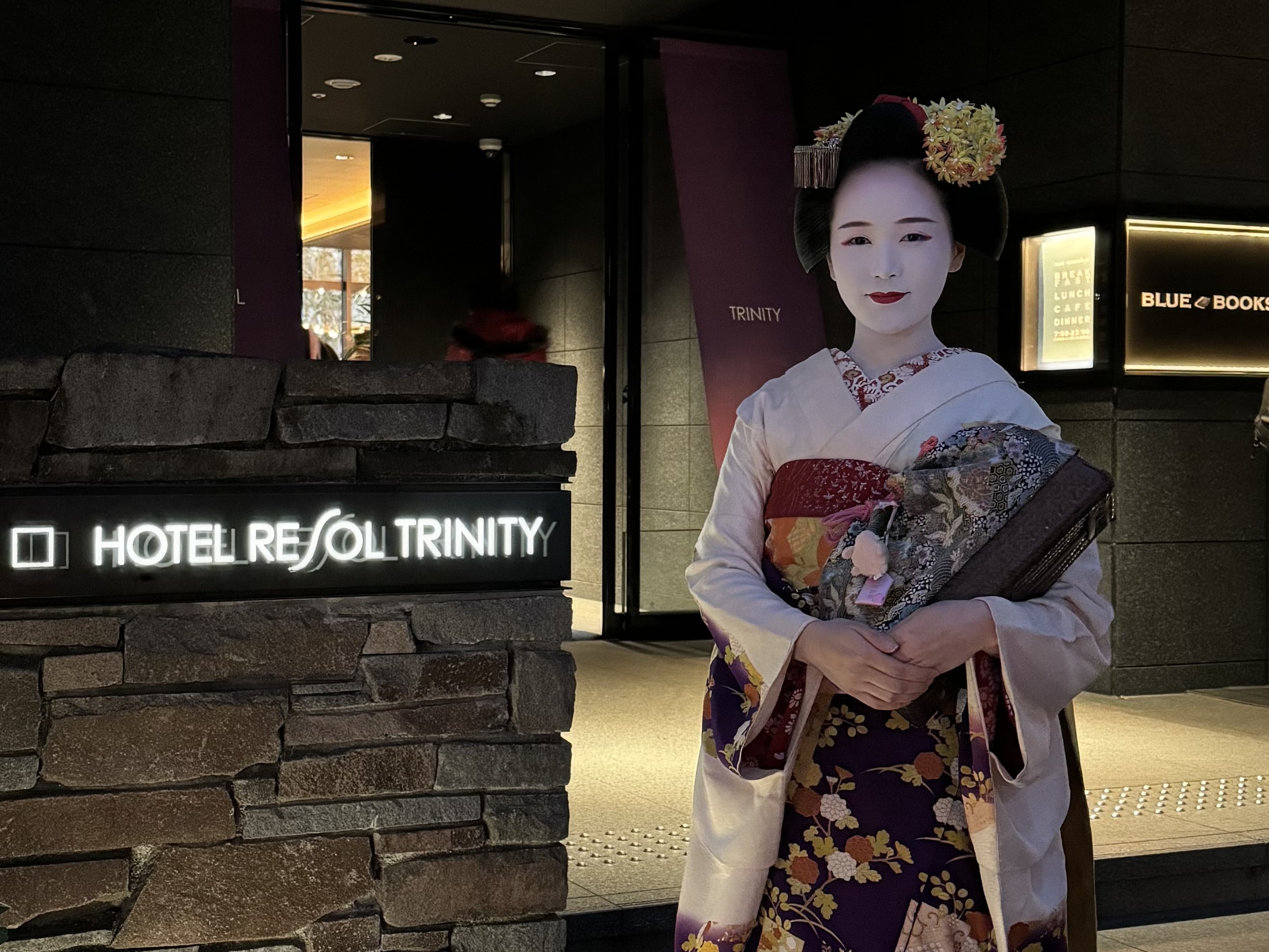 住店客人限定与舞妓的舞蹈一起品味的特别时刻