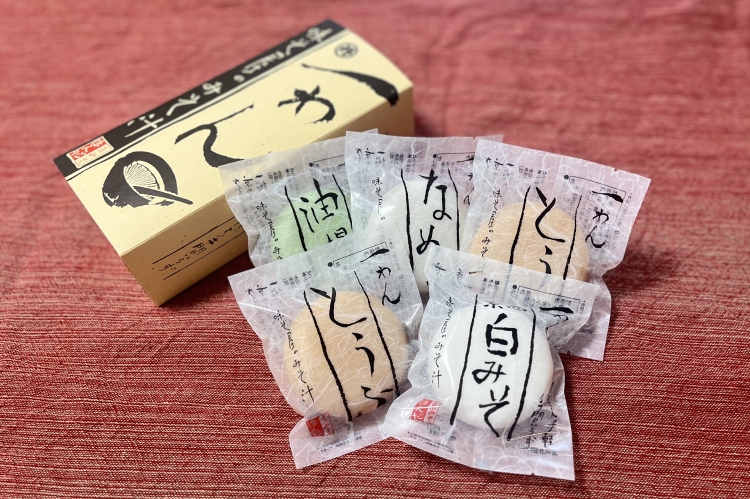 “一碗味噌汤” (“豆腐”“油炸”“朴蕈”“西京白味噌”共4种)