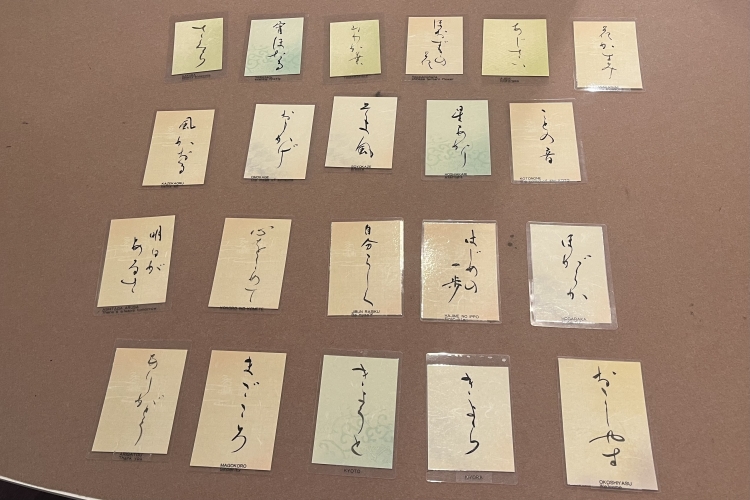 从各种题材中,选择要誊写的文字